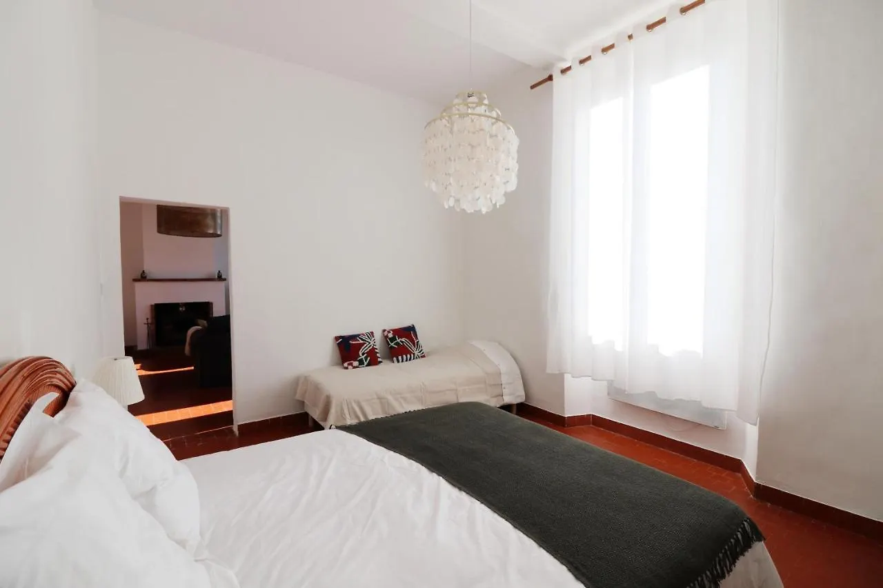 Appartements A La Ferme La Ciotat Apartment
