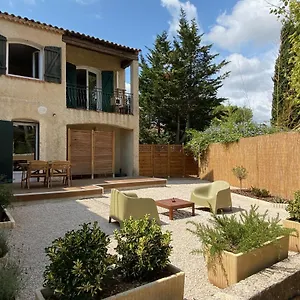 Apartment Bel Avec Terrasse Et Beau Jardin Classe 1 Etoile, La Ciotat