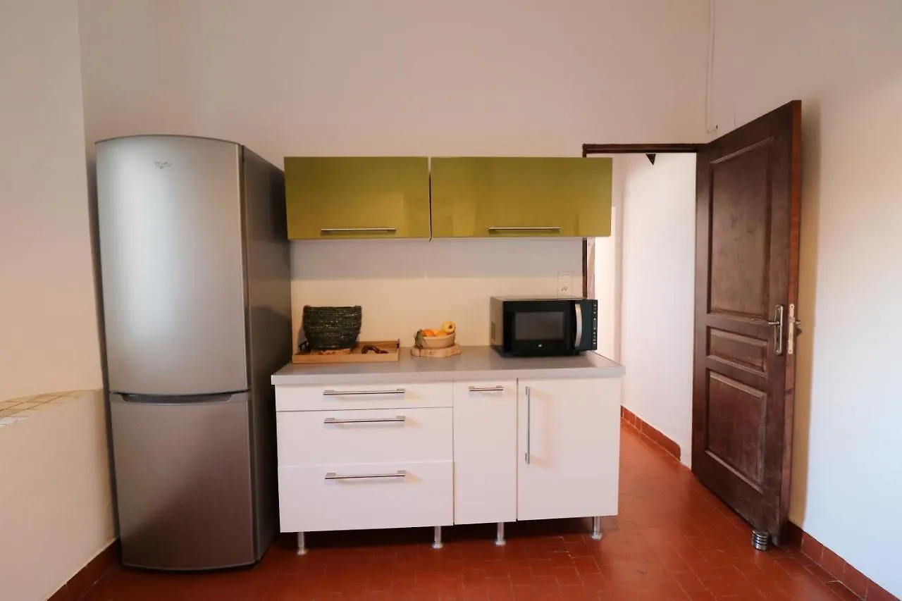 Appartements A La Ferme La Ciotat Apartment